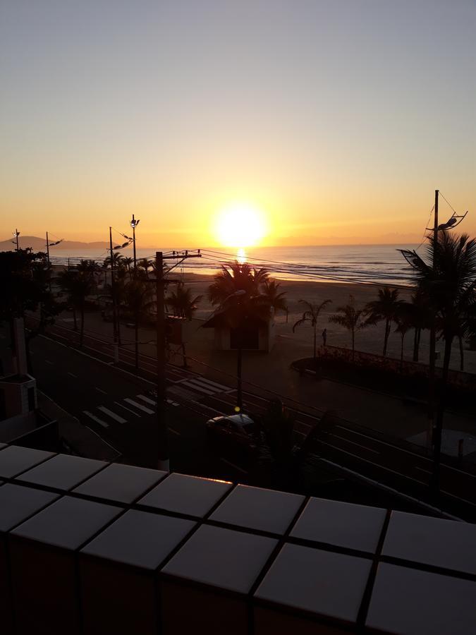 Frente Para O Mar - Vista Espetacular De Todos Os Comodos Praia Grande  Esterno foto